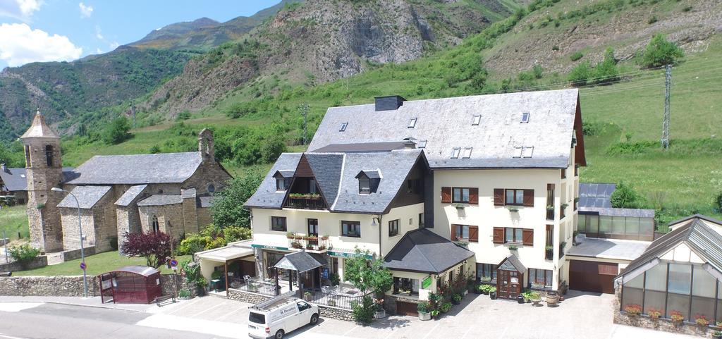 Hotel Edelweiss Артієс Екстер'єр фото